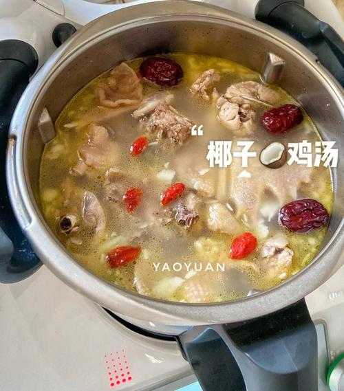 椰子炖鸡汤孕妇能吃吗 椰子煲鸡汤孕妇能吃吗