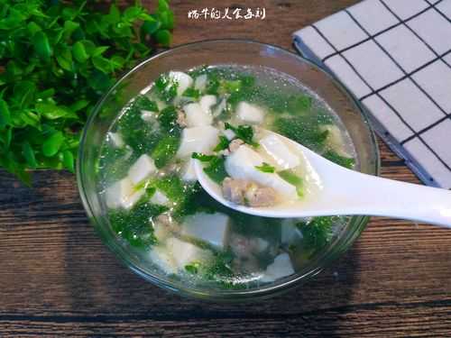 野菜豆腐汤热量高吗 野菜豆腐汤用的什么野菜