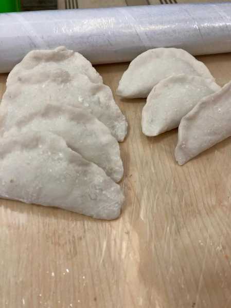 米粉饺怎么做好吃 米粉水饺包法