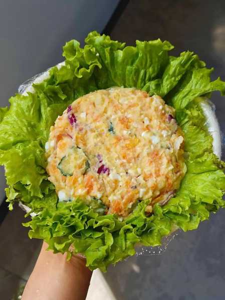 生菜包饭团的做法 生菜包饭团的做法窍门